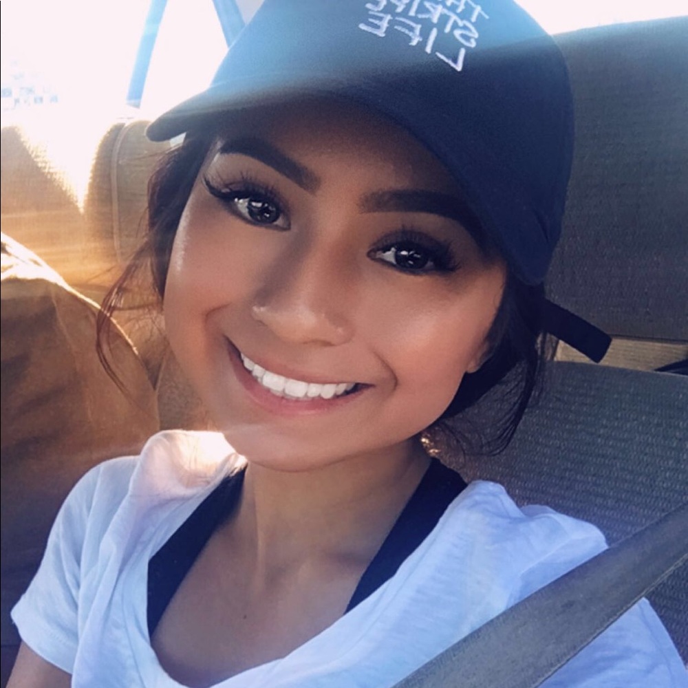 Meet your Posher, Drea